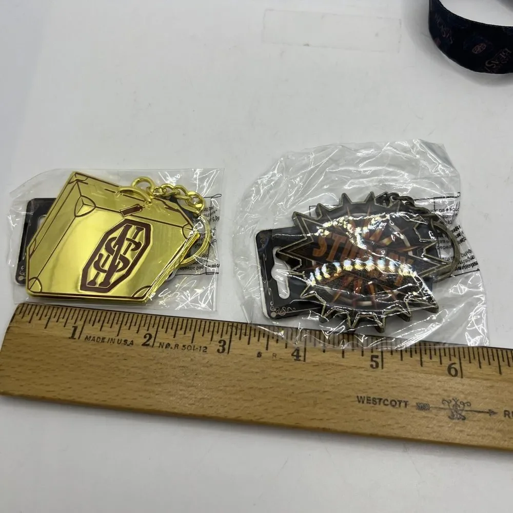 New‎ Fantastic Beasts Lanyard, Suitcase Keychain And Stupefy Keychain